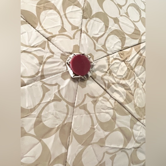 NWT Coach Printed Signature Mini Umbrella Gold Ivory Rouge Nylon - Picture 6 of 8